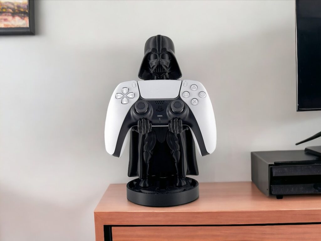 Darth Vader controller & phone stand
