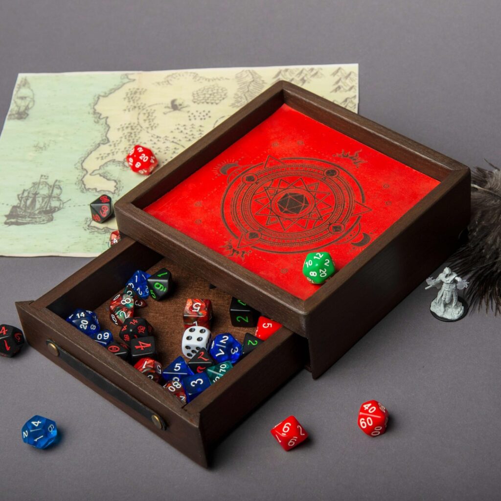 Personalized Wooden Dice Box & Tray (GravisCup)