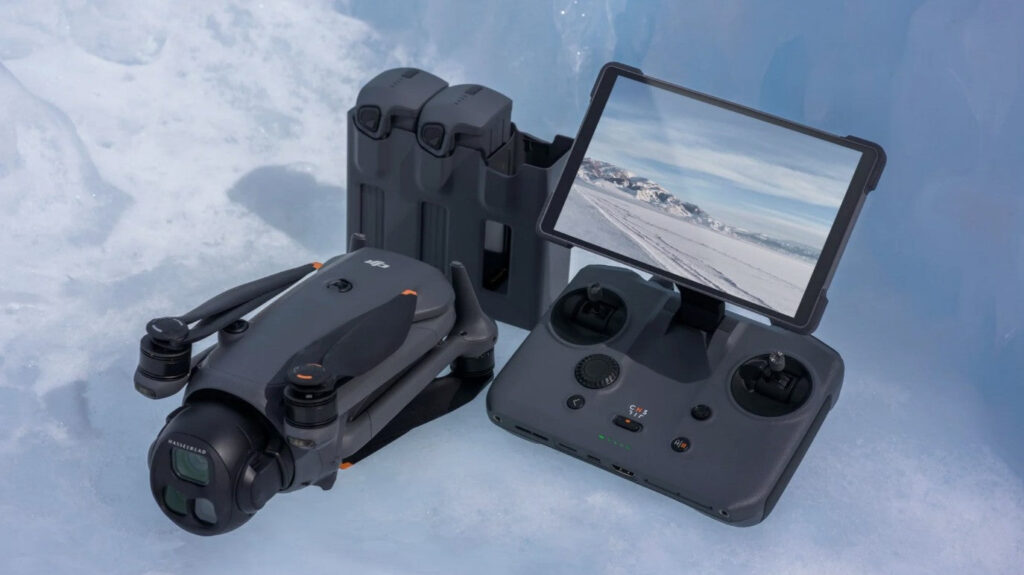 DJI Mavic 4 Pro Creator Combo